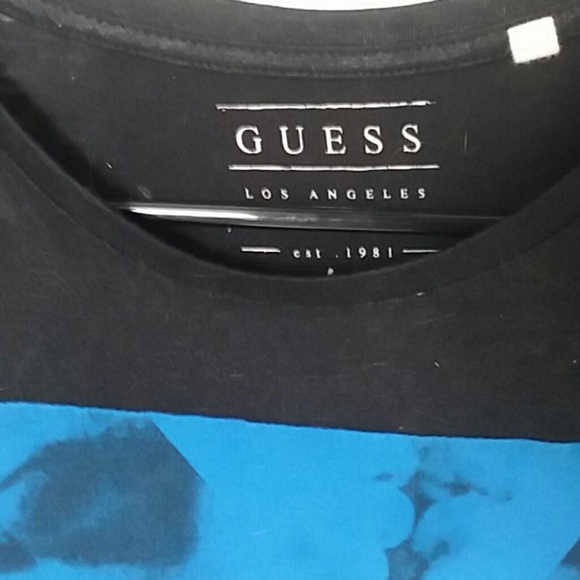 GUESS Los Angeles Tee - Picture 2 of 3